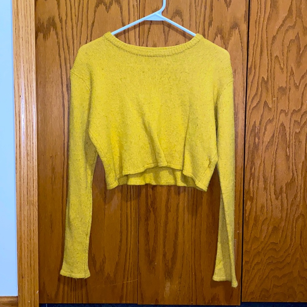 BRANDY MELVILLE SWEATER CROPPED